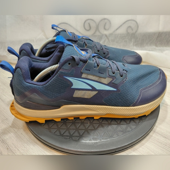 Altra Mens Lone Peak 7 Navy Light Blue Trail Running Shoes Gold Out Sole SIZE 11 - Picture 2 of 13